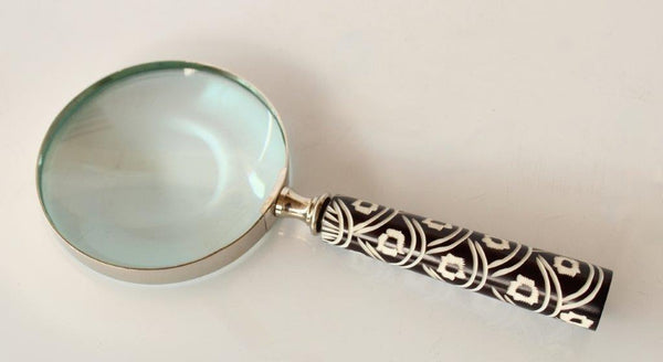 Silver Magnifying Glass - Black/White Handle