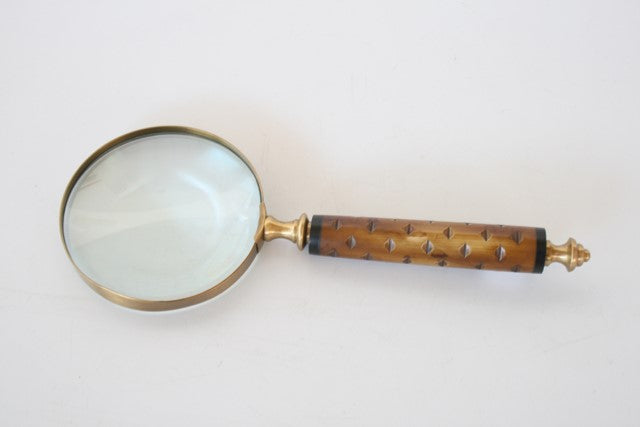 Magnifying Glass Engraved Handle