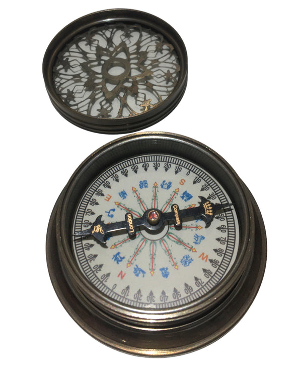 Compass with Pattern Glass Lid