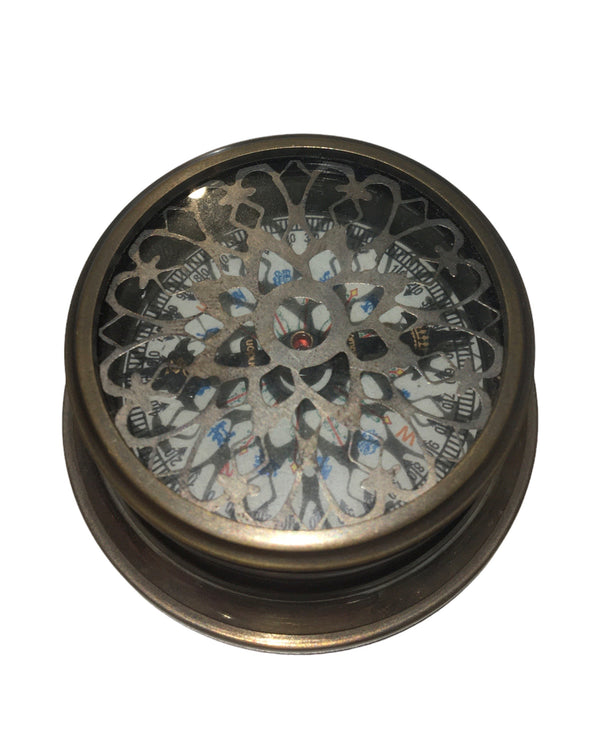 Compass with Pattern Glass Lid